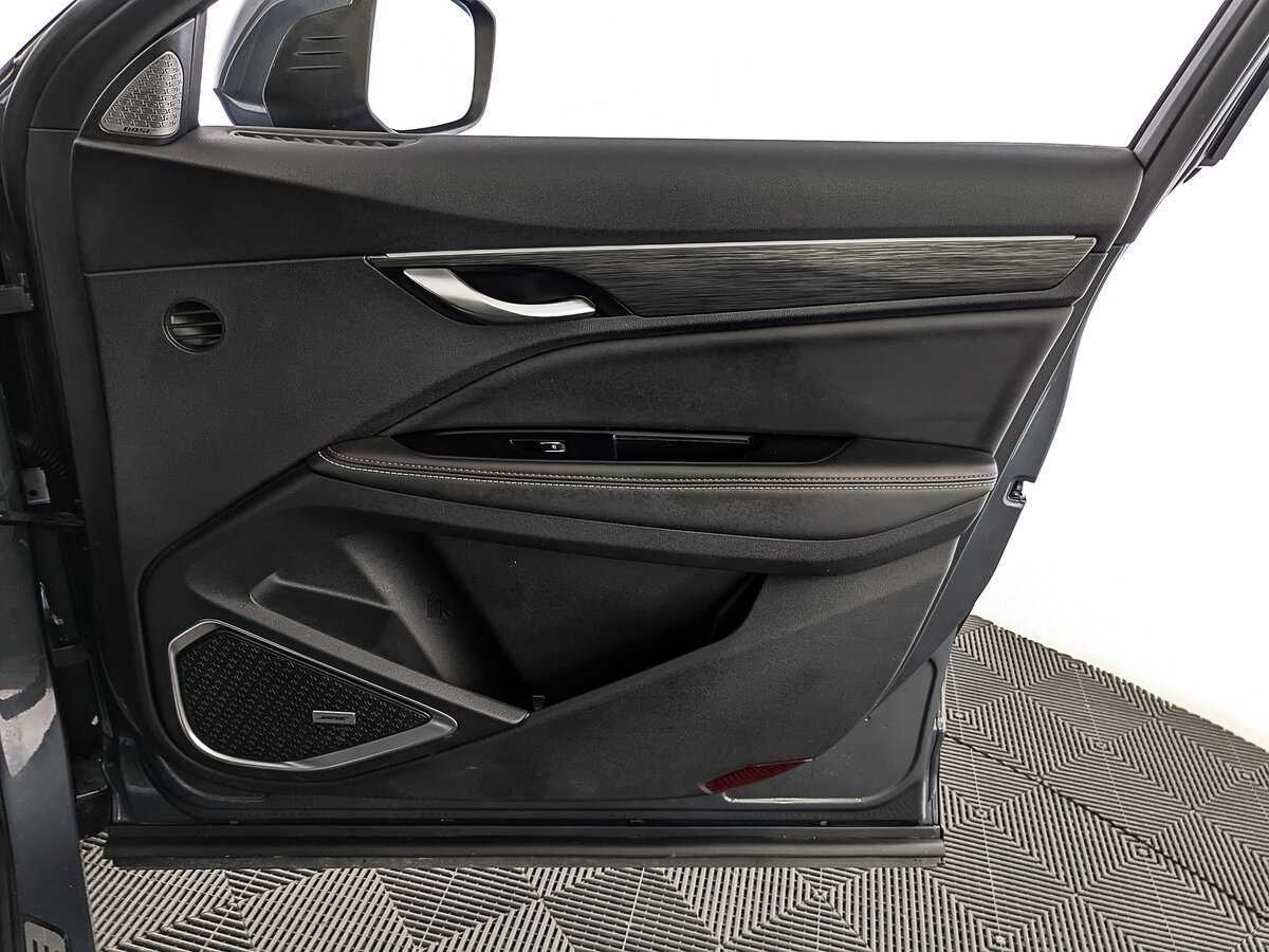 Geely Tugella с пробегом — 2023 год. Фото: #23