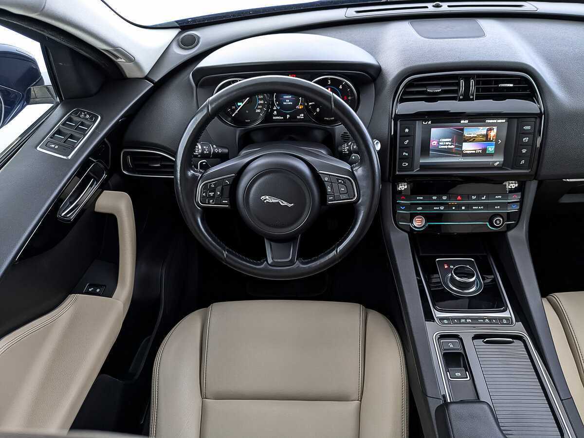 Jaguar F-Pace с пробегом — 2017 год. Фото: #25