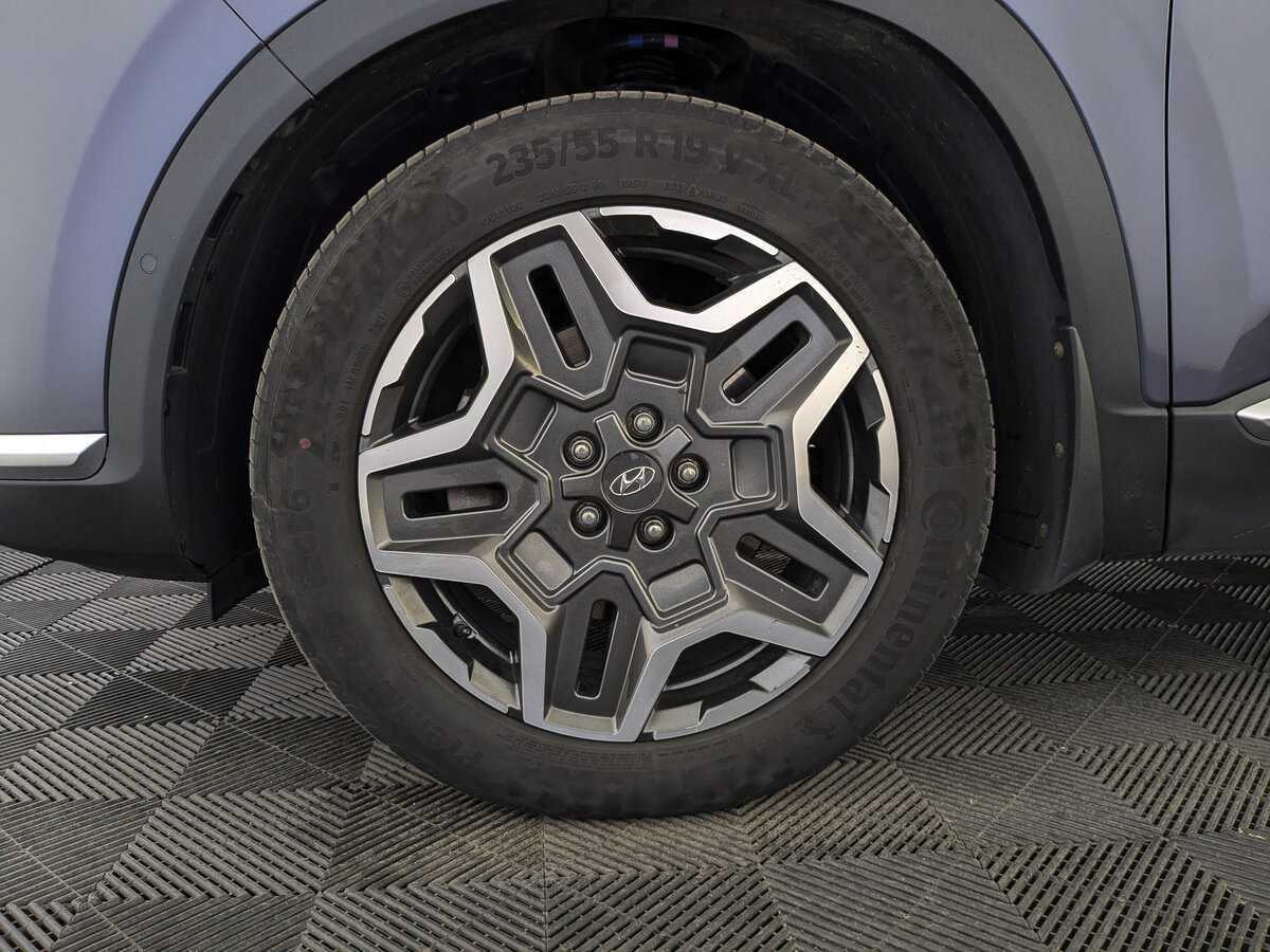 Hyundai Santa Fe с пробегом — 2022 год. Фото: #11