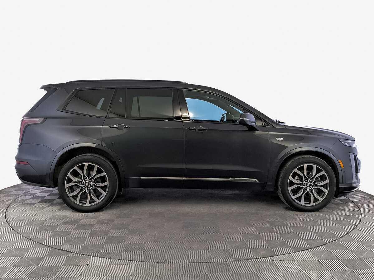 Cadillac XT6 с пробегом — 2020 год. Фото: #3