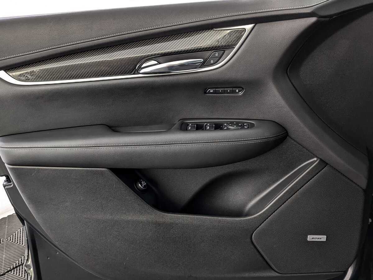 Cadillac XT6 с пробегом — 2020 год. Фото: #18