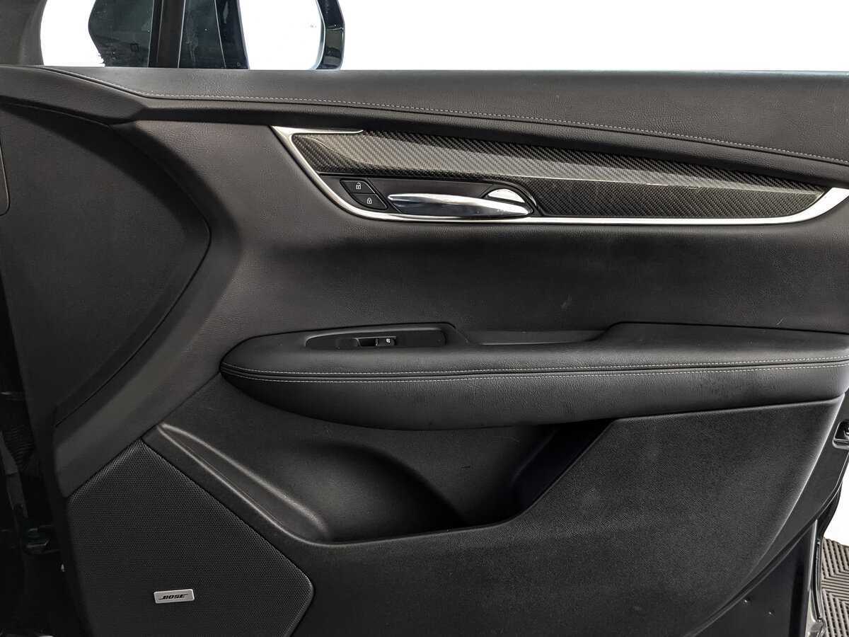 Cadillac XT6 с пробегом — 2020 год. Фото: #24