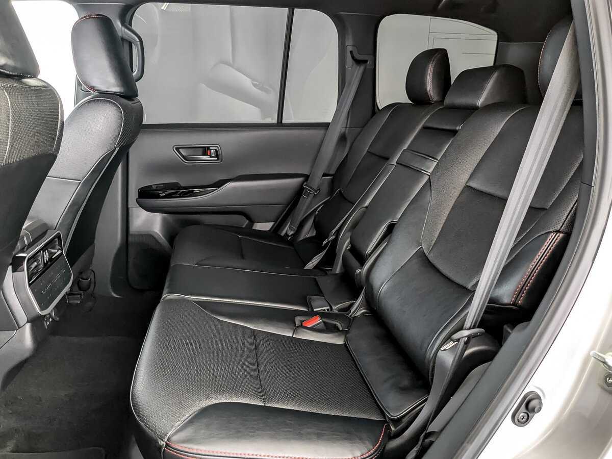 Toyota Land Cruiser с пробегом — 2022 год. Фото: #11