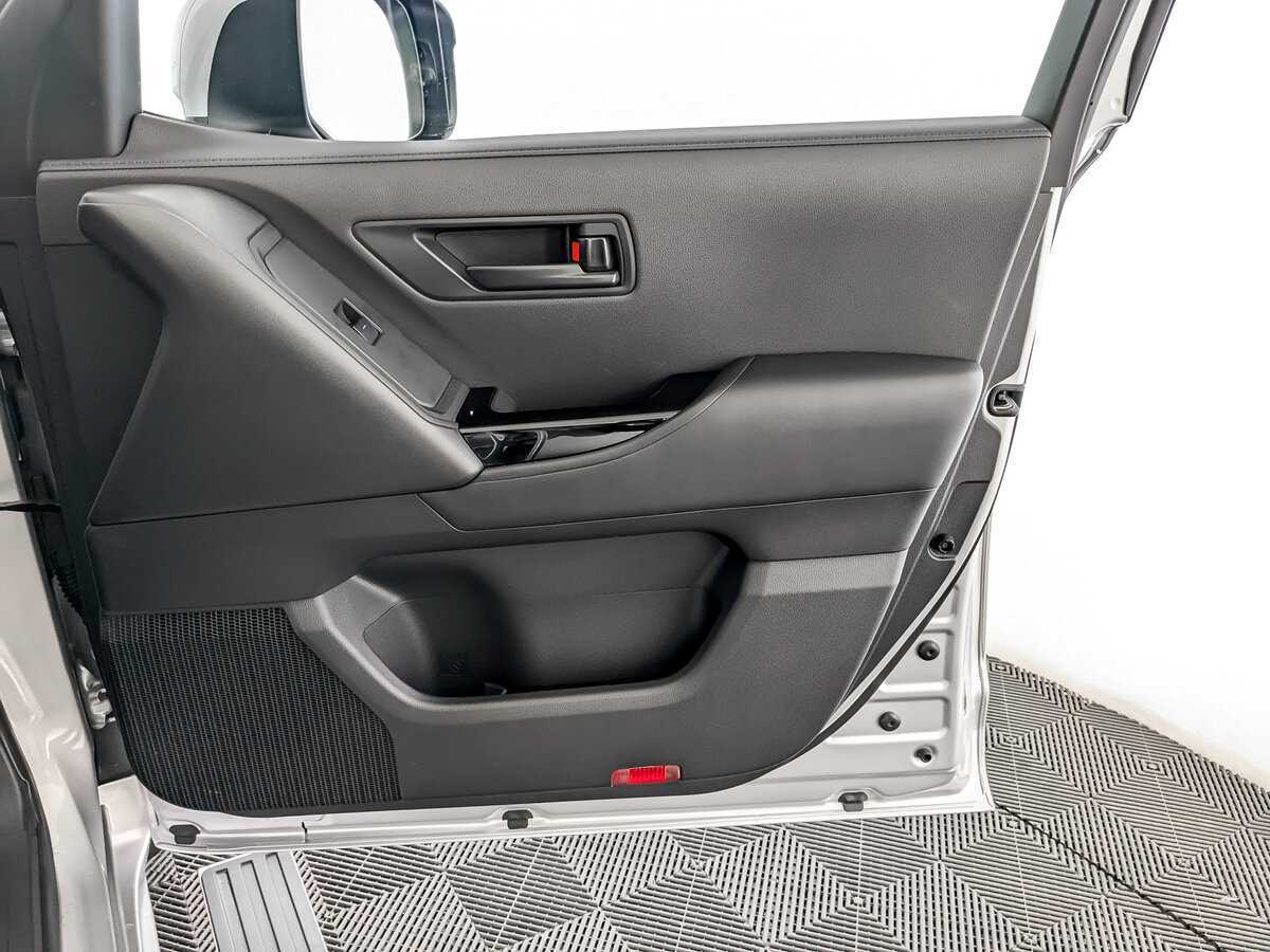 Toyota Land Cruiser с пробегом — 2022 год. Фото: #24