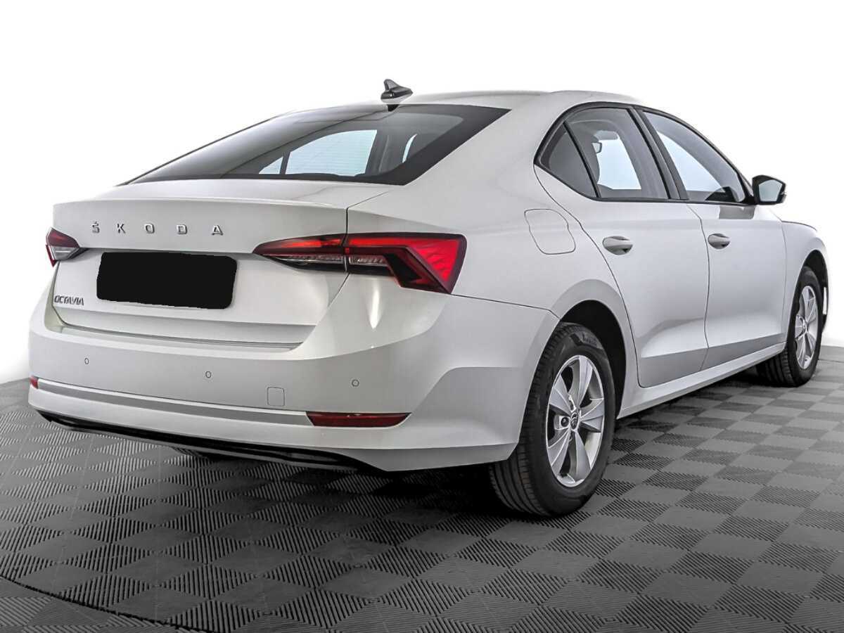 Skoda Octavia с пробегом — 2021 год. Фото: #4