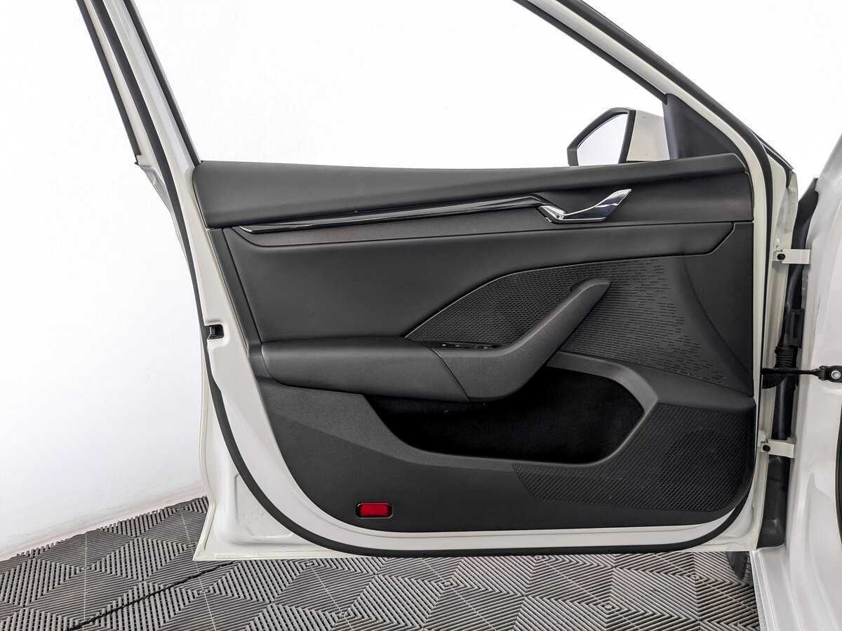 Skoda Octavia с пробегом — 2021 год. Фото: #18