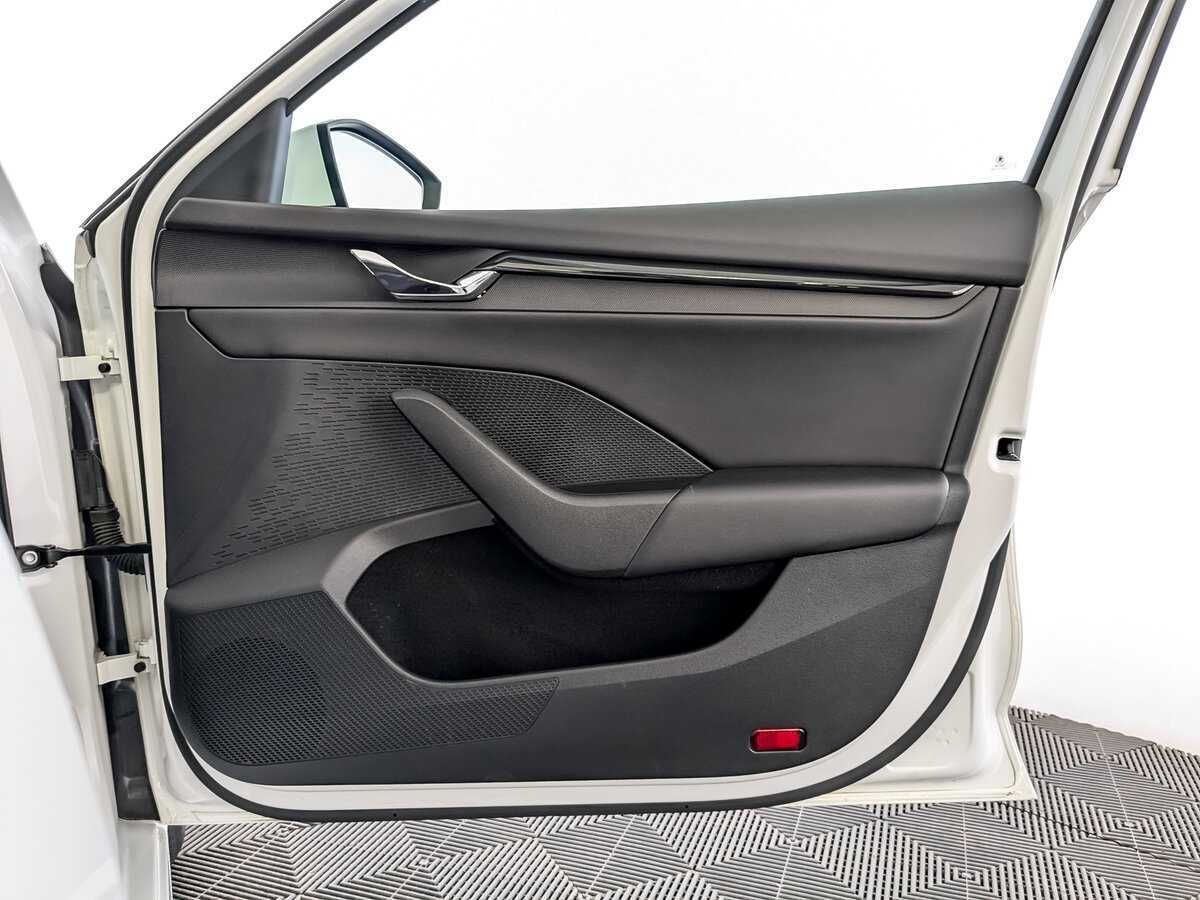 Skoda Octavia с пробегом — 2021 год. Фото: #23