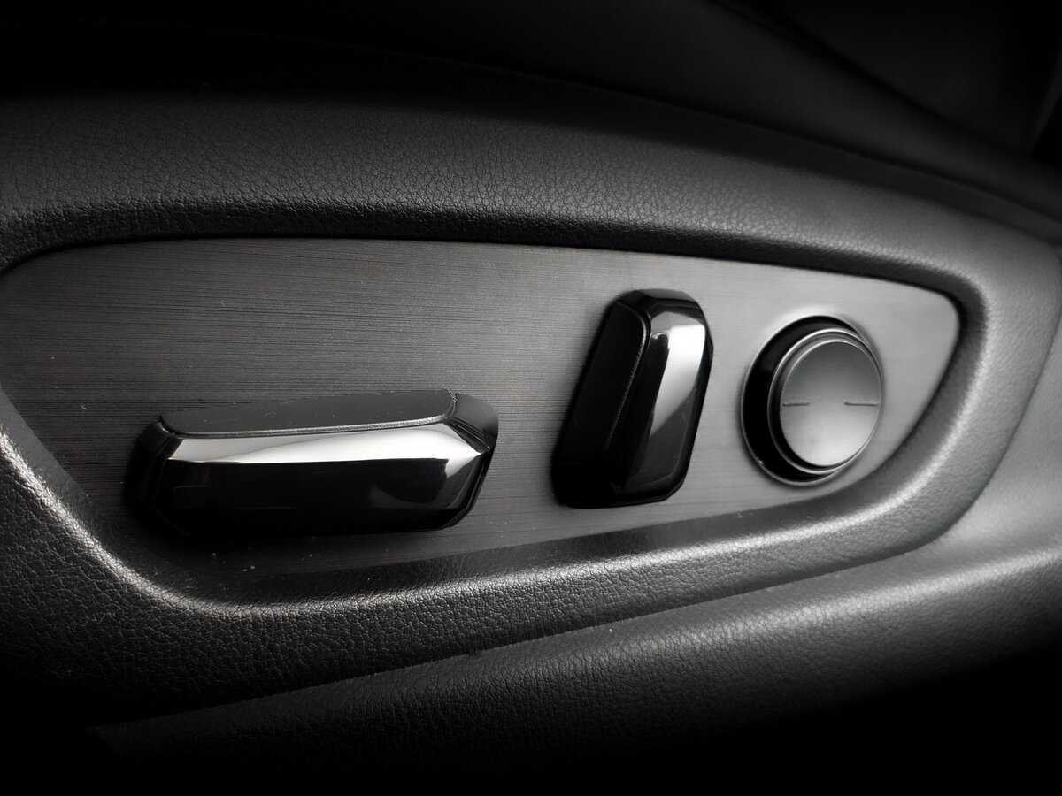 Lexus ES с пробегом — 2019 год. Фото: #20