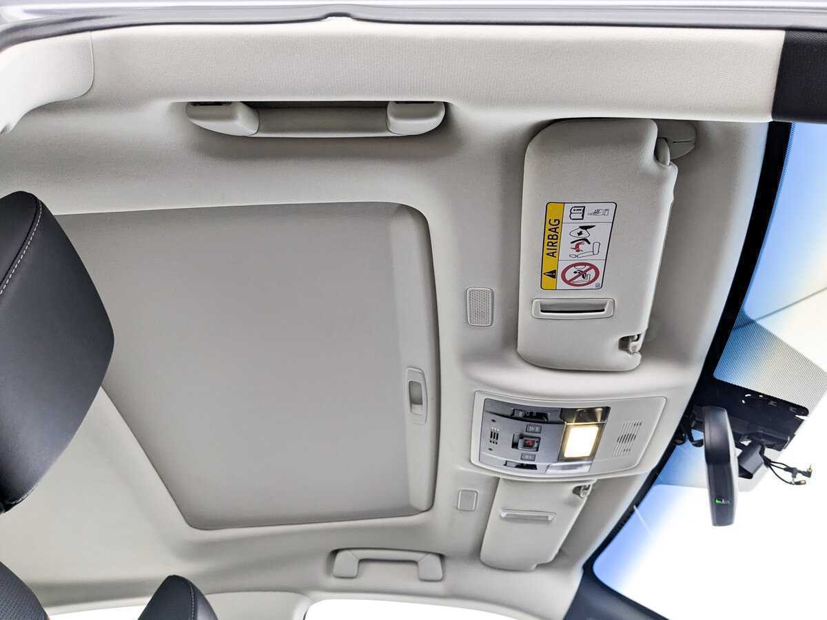 Lexus ES с пробегом — 2019 год. Фото: #22