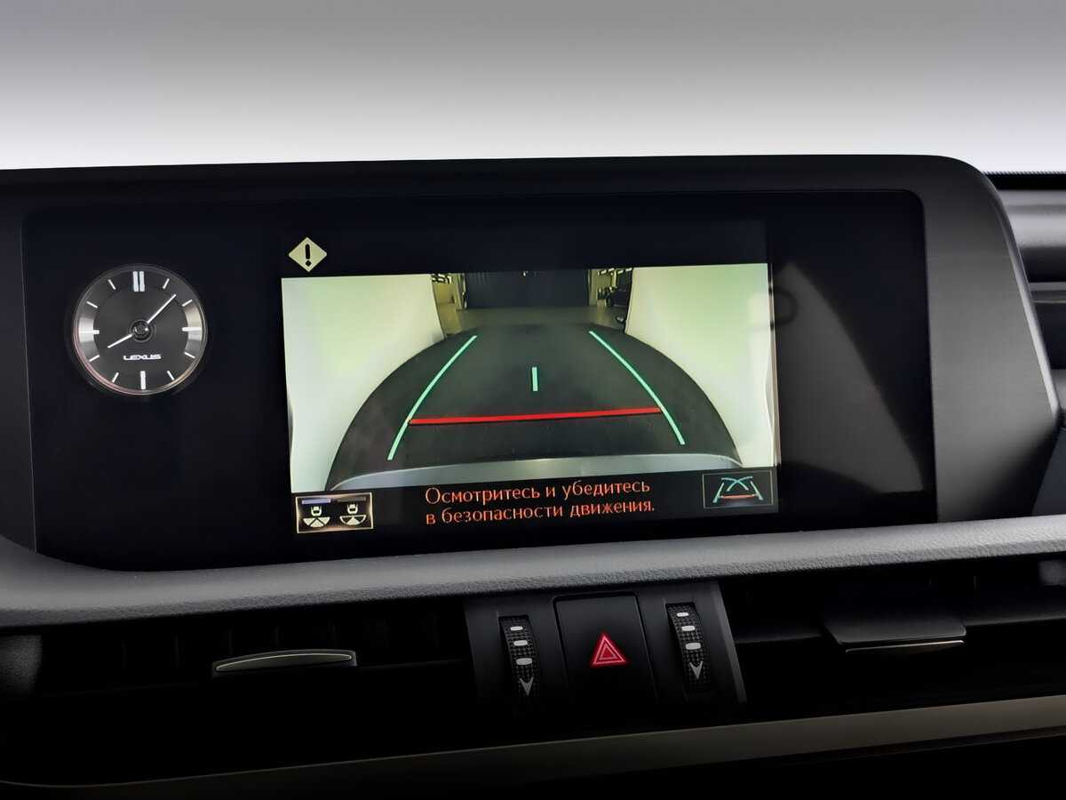 Lexus ES с пробегом — 2019 год. Фото: #26