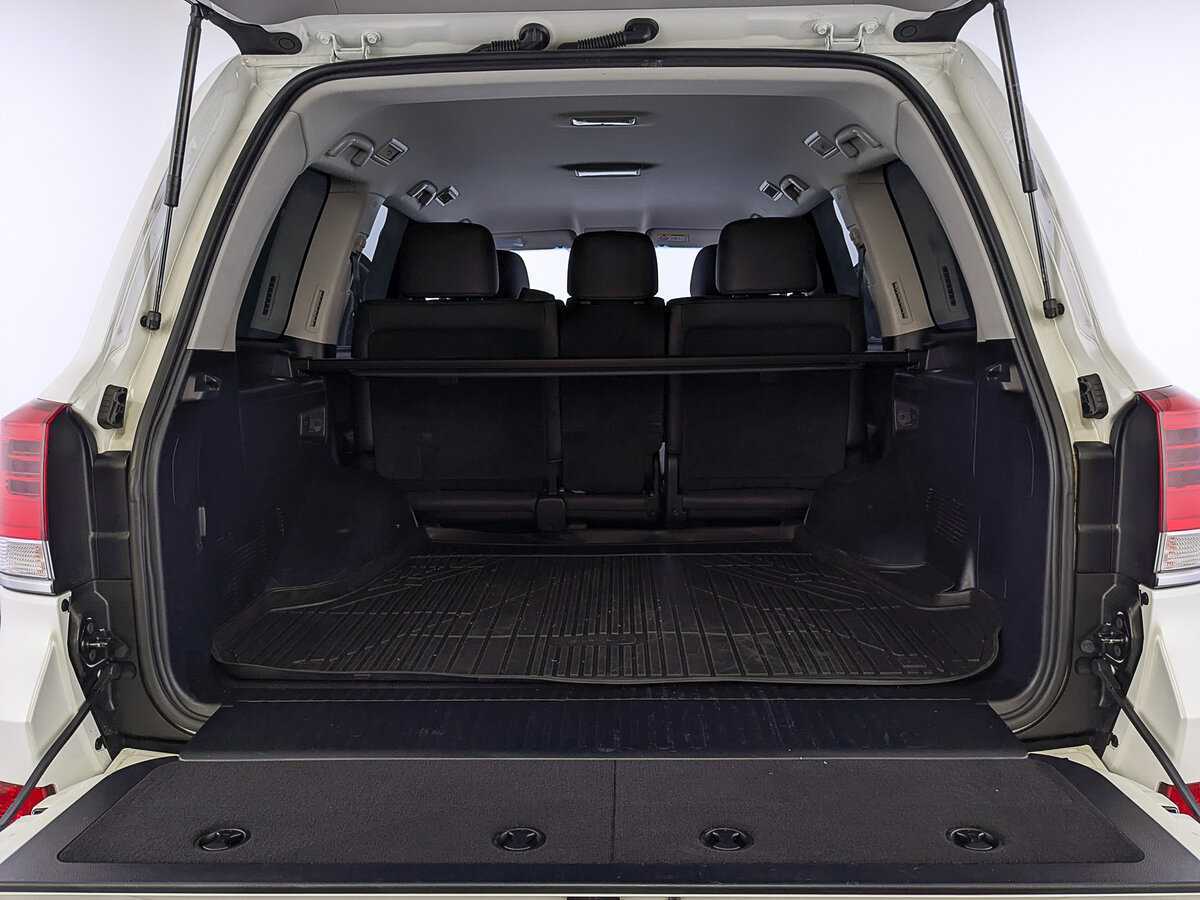 Toyota Land Cruiser с пробегом — 2020 год. Фото: #8