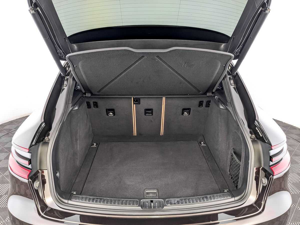 Porsche Macan с пробегом — 2018 год. Фото: #9