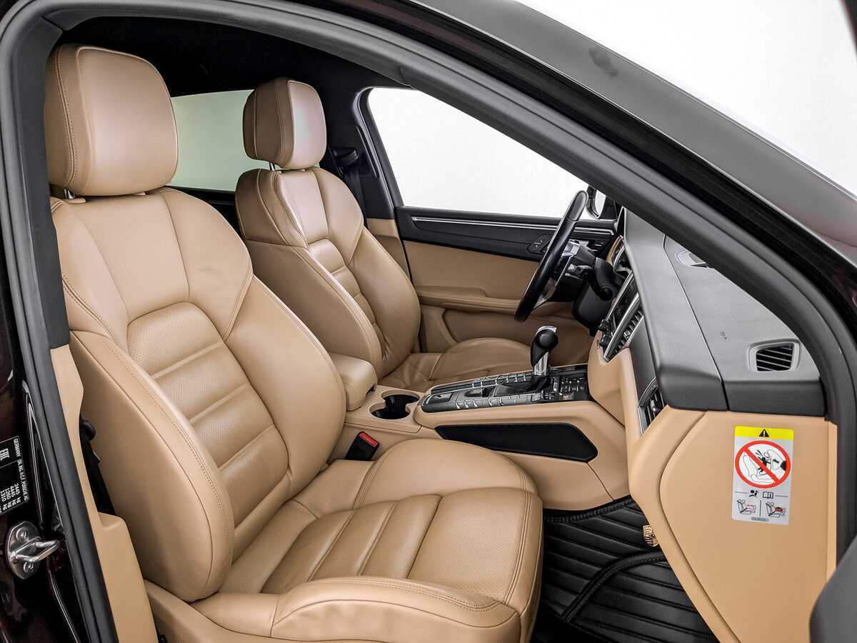 Porsche Macan с пробегом — 2018 год. Фото: #23