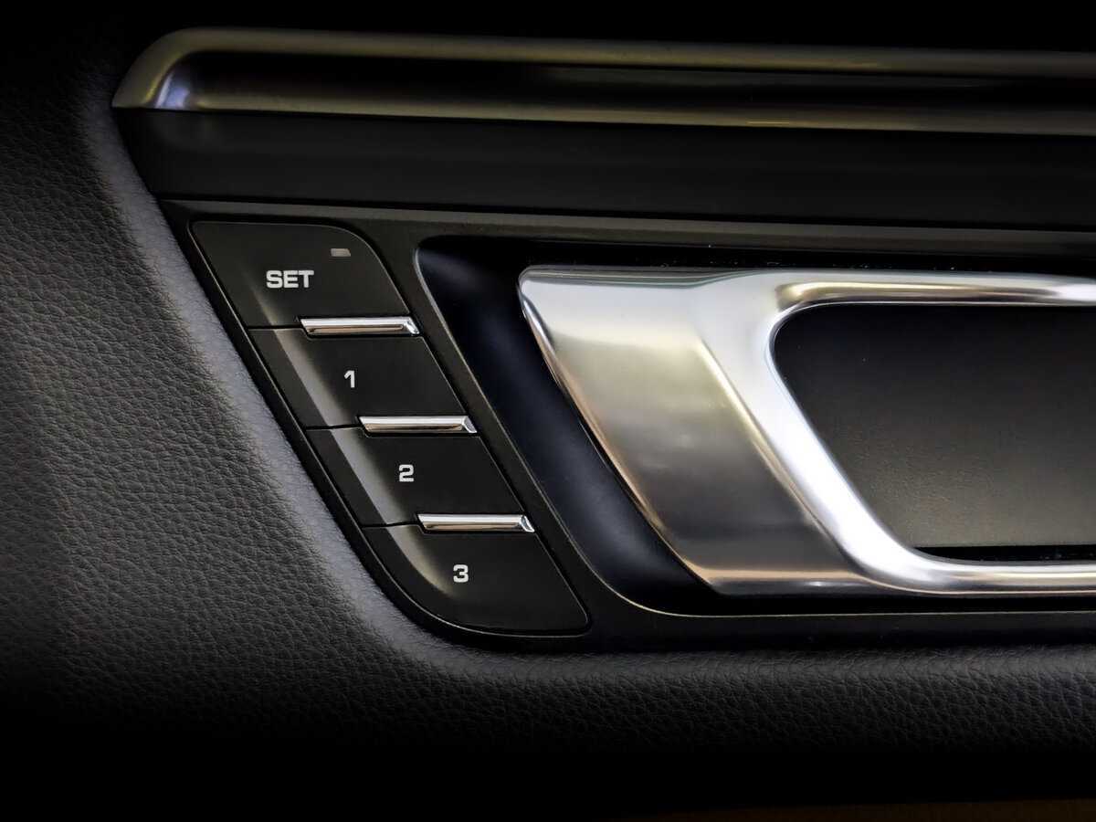 Porsche Macan с пробегом — 2018 год. Фото: #25