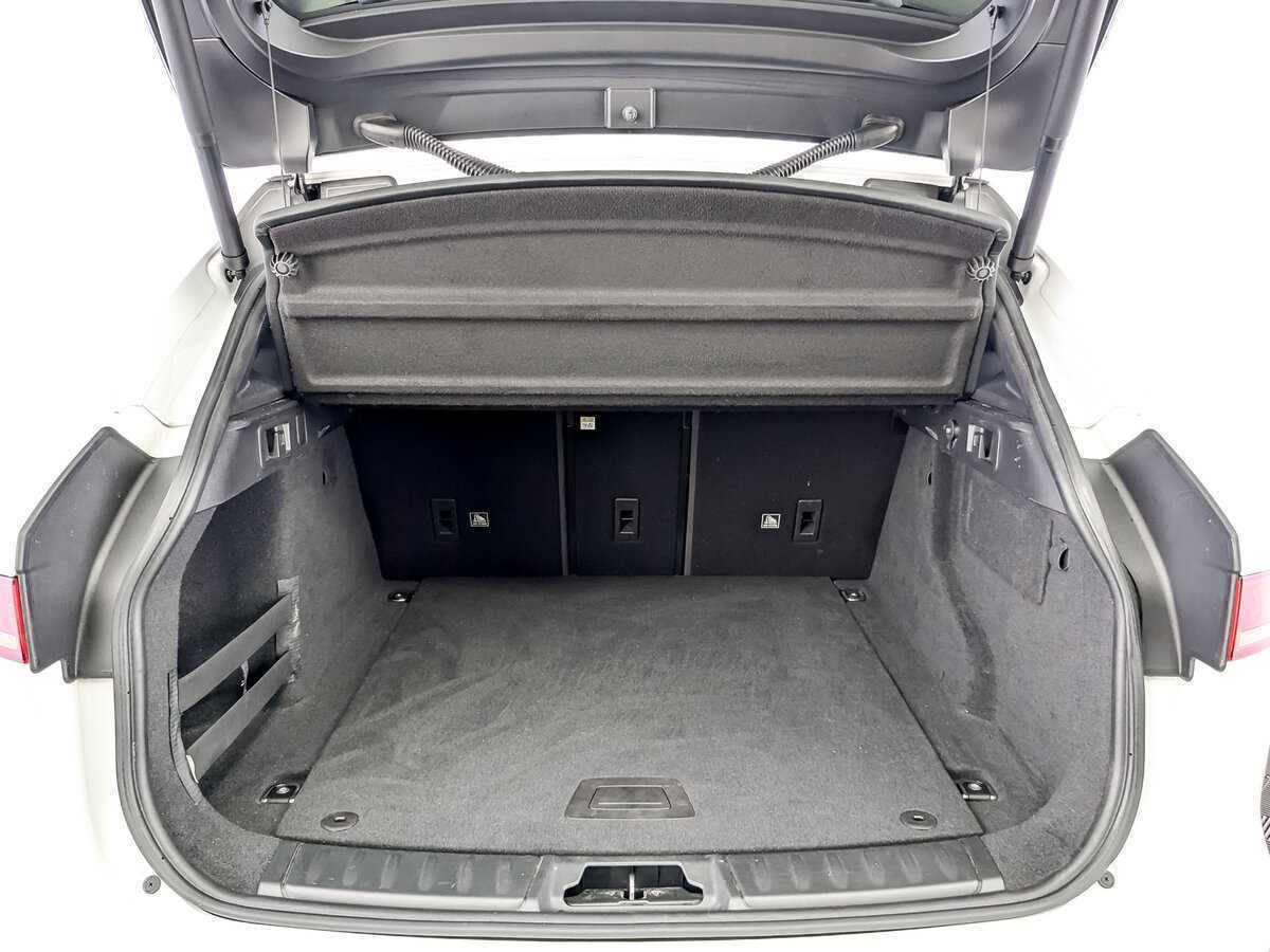 Jaguar F-Pace с пробегом — 2018 год. Фото: #9