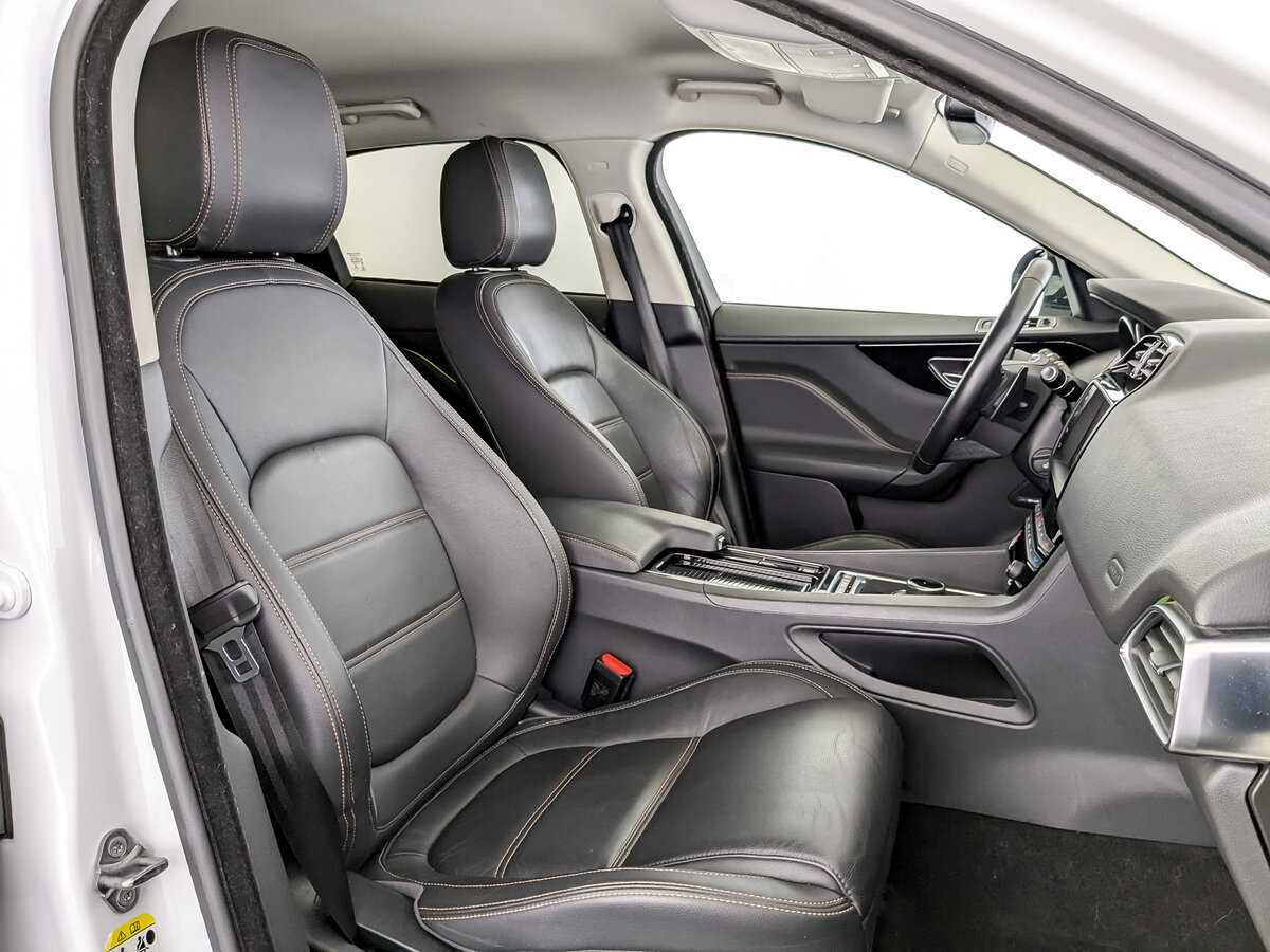 Jaguar F-Pace с пробегом — 2018 год. Фото: #23