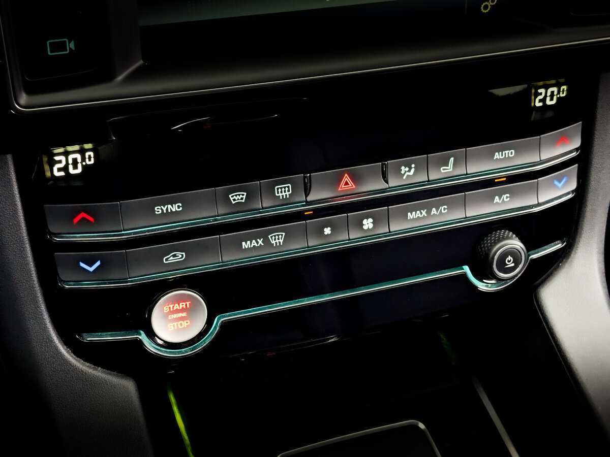 Jaguar F-Pace с пробегом — 2018 год. Фото: #27