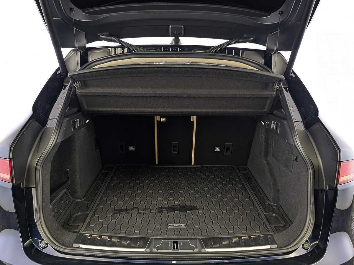 Jaguar F-Pace с пробегом — 2019 год. Фото: #9