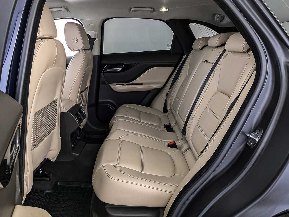 Jaguar F-Pace с пробегом — 2019 год. Фото: #17