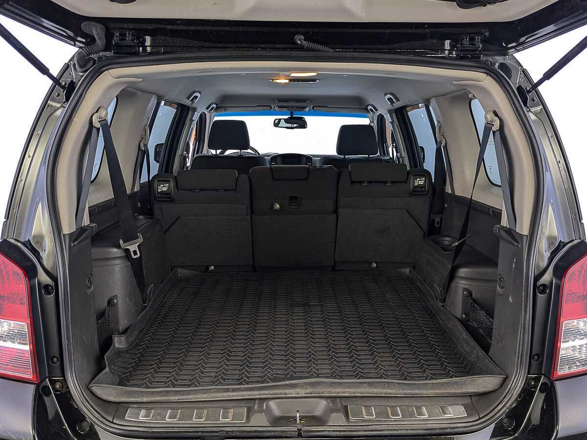 Nissan Pathfinder с пробегом — 2012 год. Фото: #9