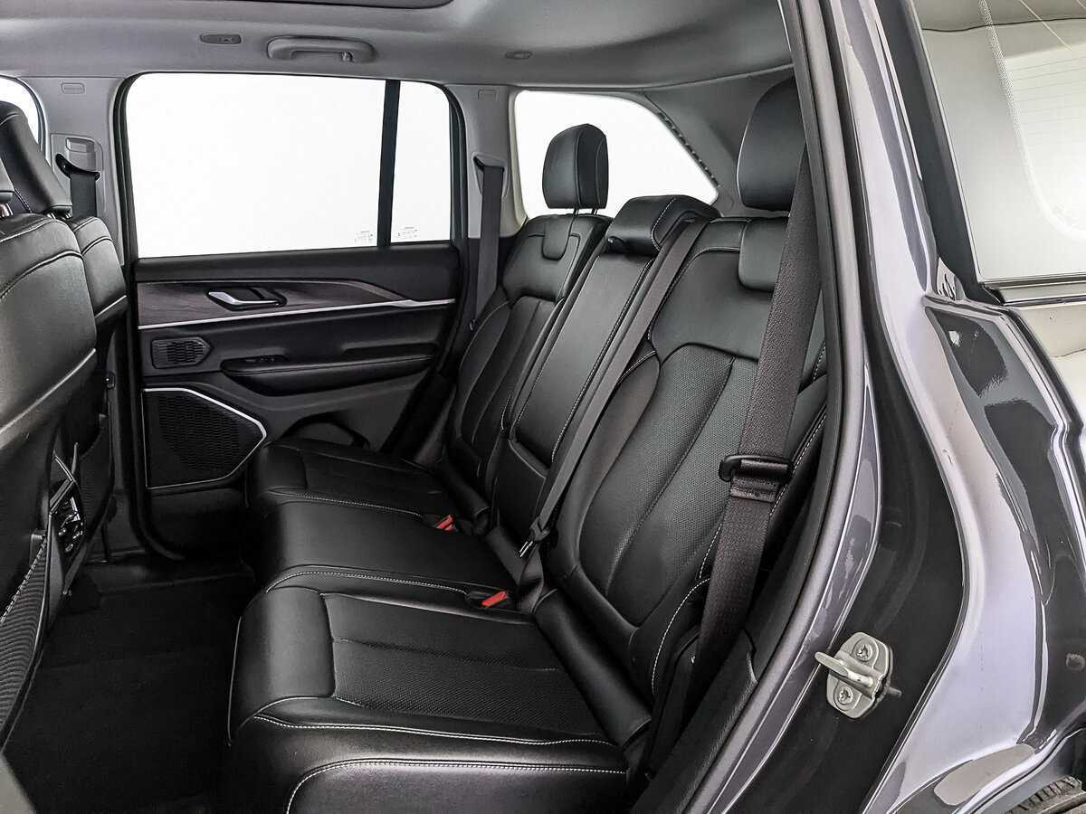 Jeep Grand Cherokee с пробегом — 2023 год. Фото: #17