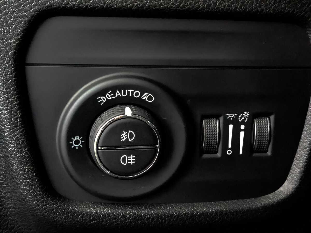 Jeep Grand Cherokee с пробегом — 2023 год. Фото: #29