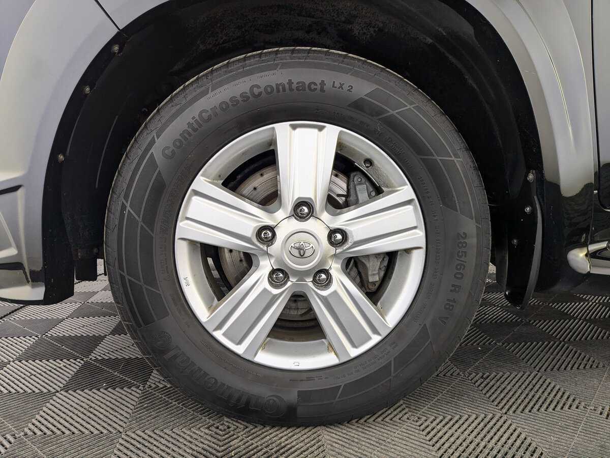 Toyota Land Cruiser с пробегом — 2018 год. Фото: #11