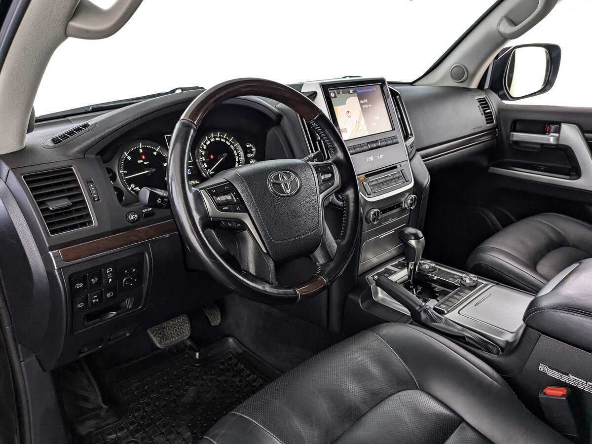 Toyota Land Cruiser с пробегом — 2018 год. Фото: #14
