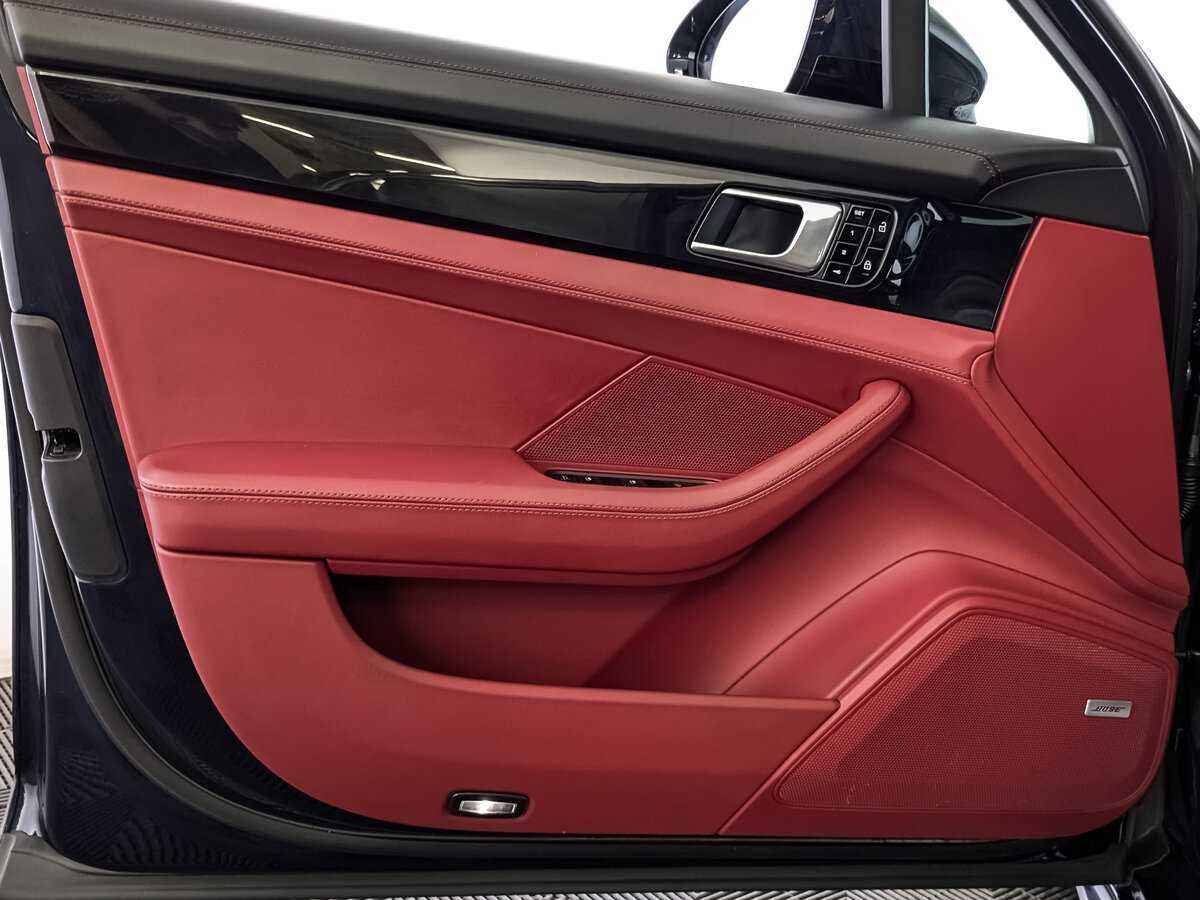 Porsche Panamera с пробегом — 2019 год. Фото: #18