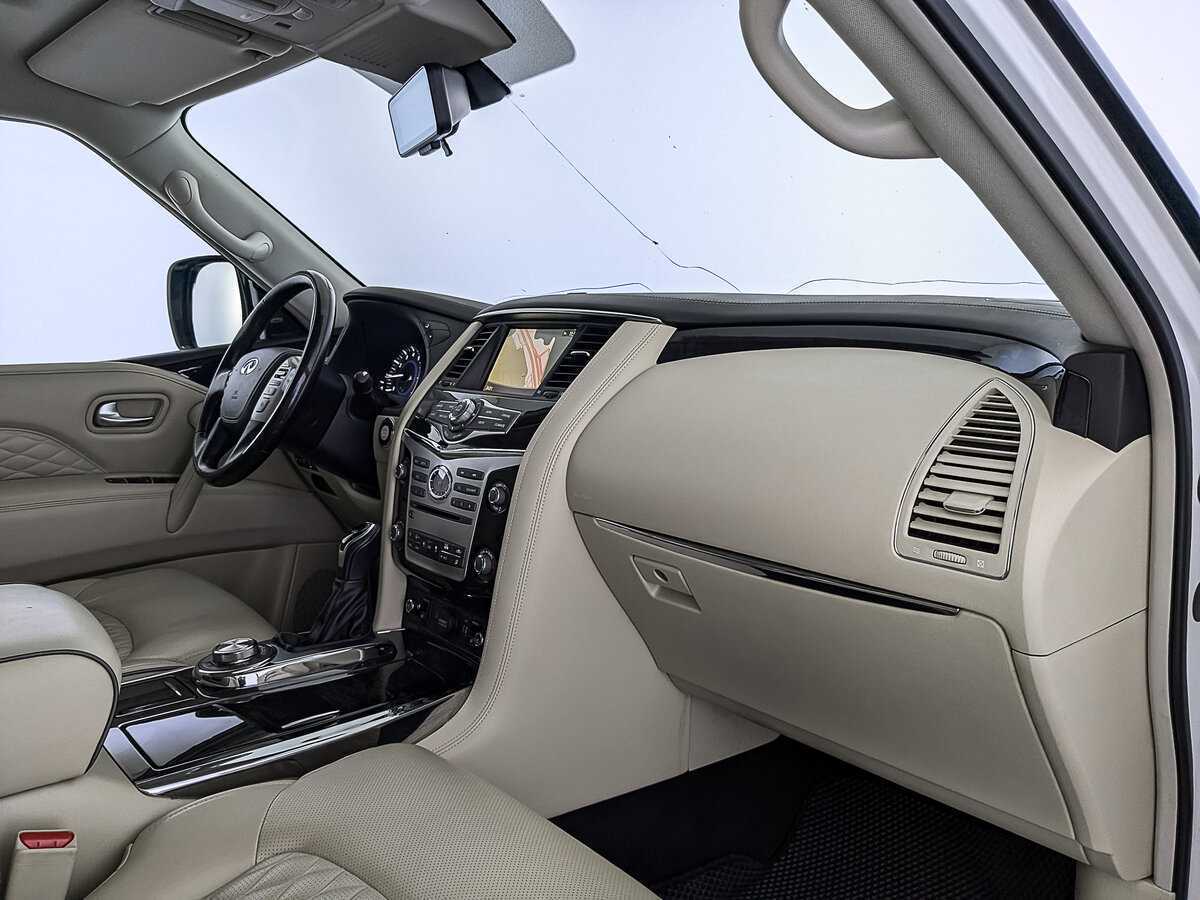 Infiniti QX80 с пробегом — 2018 год. Фото: #12
