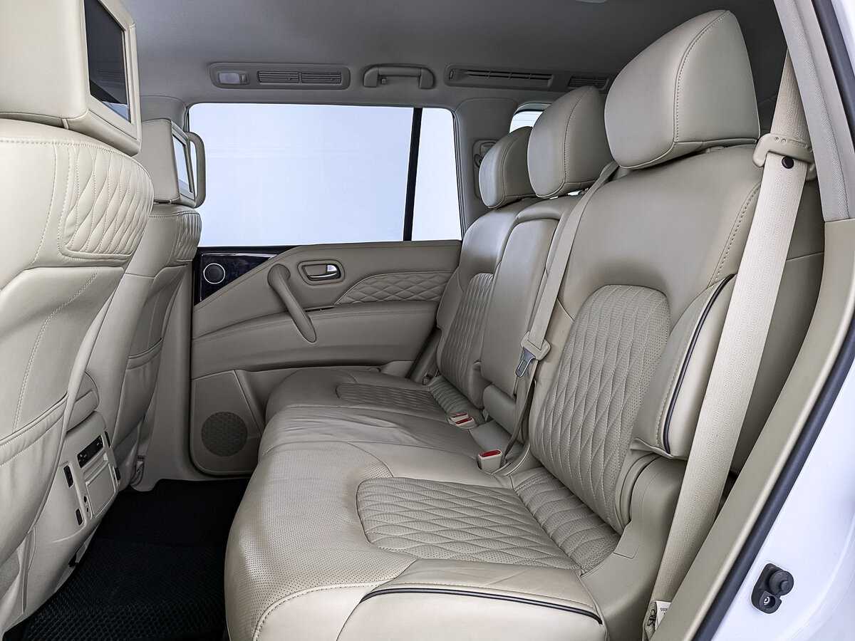 Infiniti QX80 с пробегом — 2018 год. Фото: #17