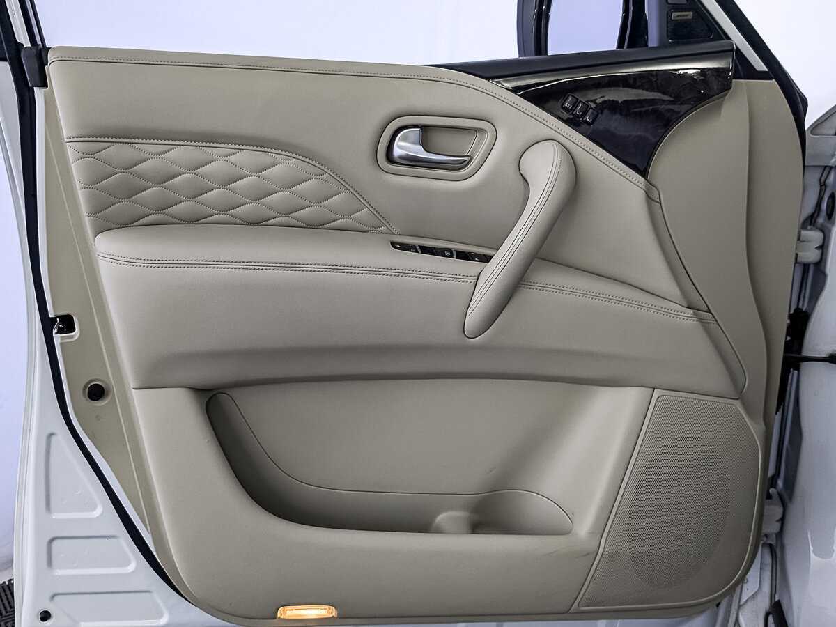 Infiniti QX80 с пробегом — 2018 год. Фото: #18