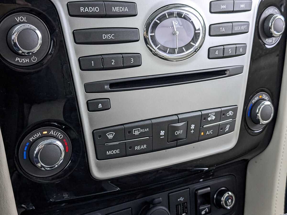 Infiniti QX80 с пробегом — 2018 год. Фото: #20