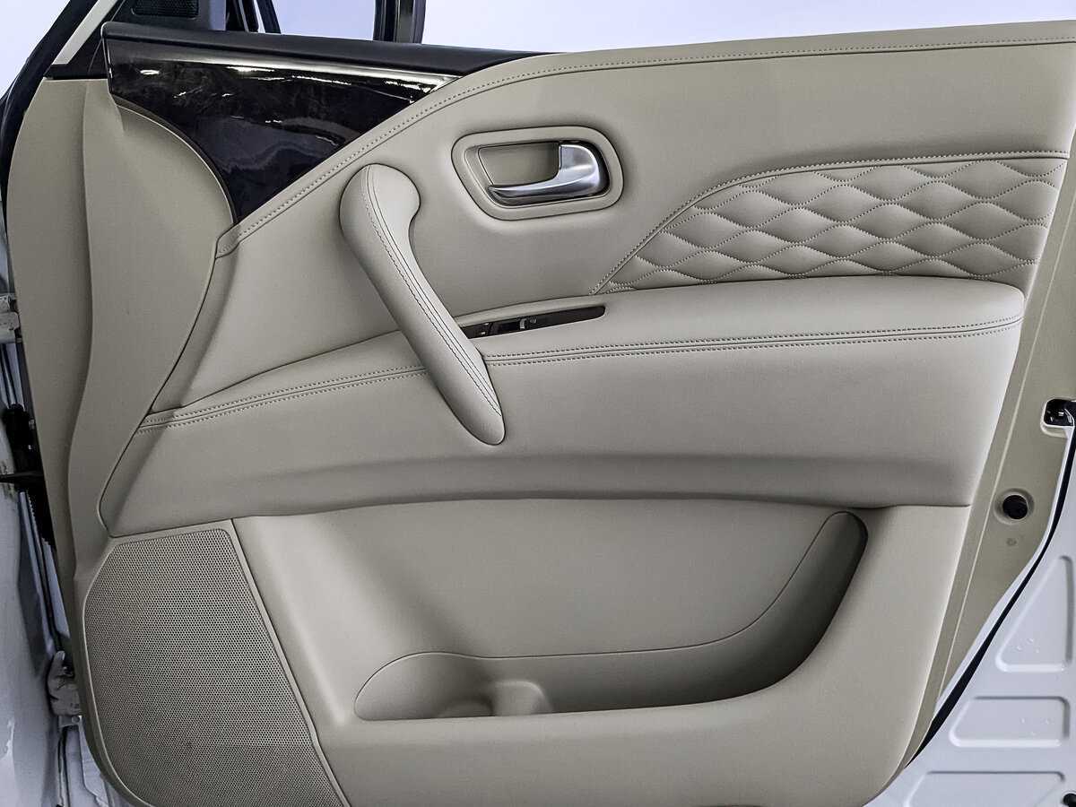 Infiniti QX80 с пробегом — 2018 год. Фото: #23