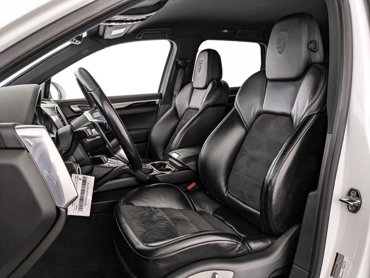 Porsche Cayenne с пробегом — 2016 год. Фото: #17