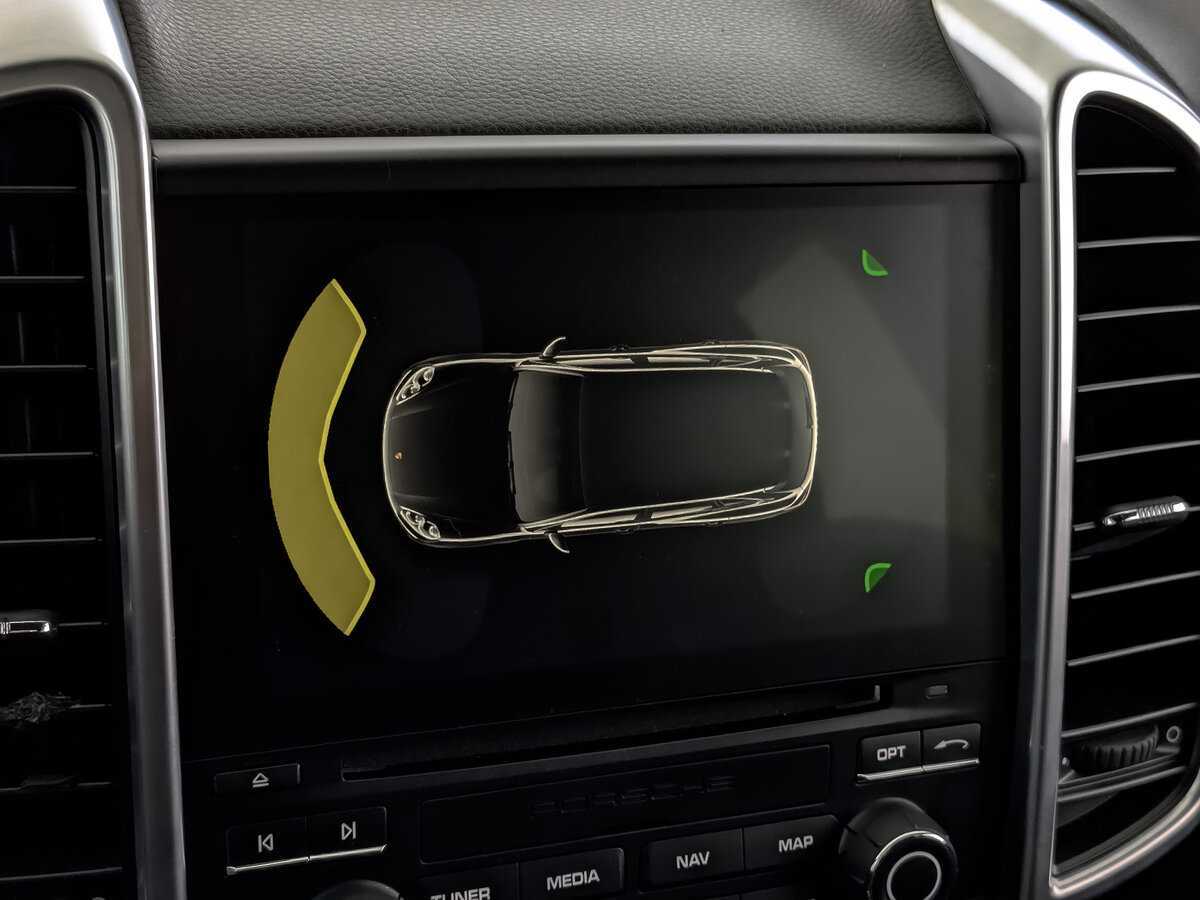 Porsche Cayenne с пробегом — 2016 год. Фото: #23