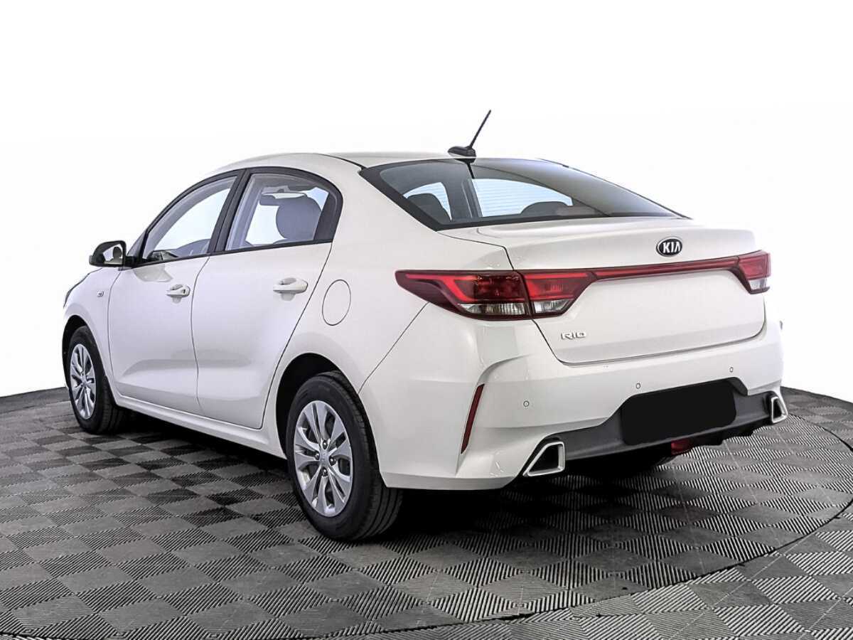 Kia Rio с пробегом — 2021 год. Фото: #6