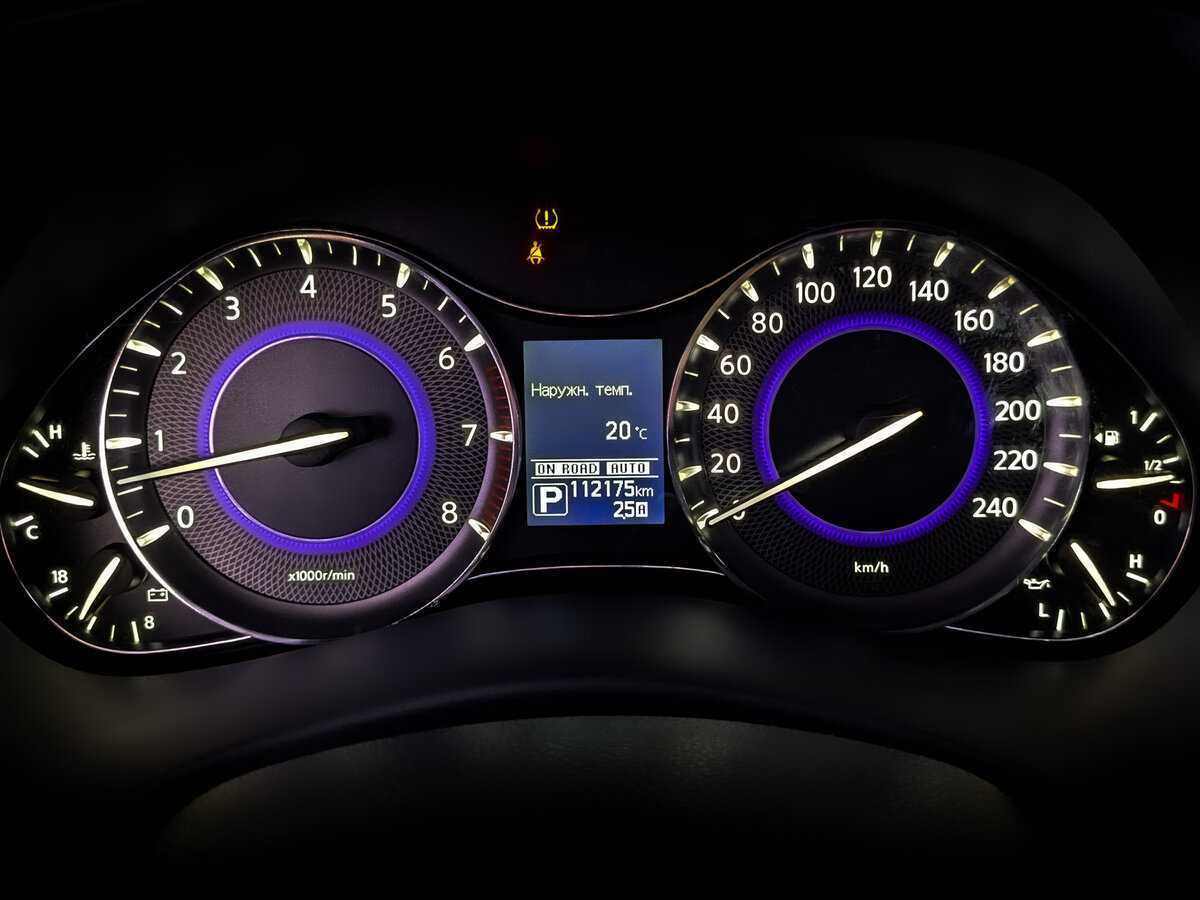 Infiniti QX80 с пробегом — 2018 год. Фото: #12