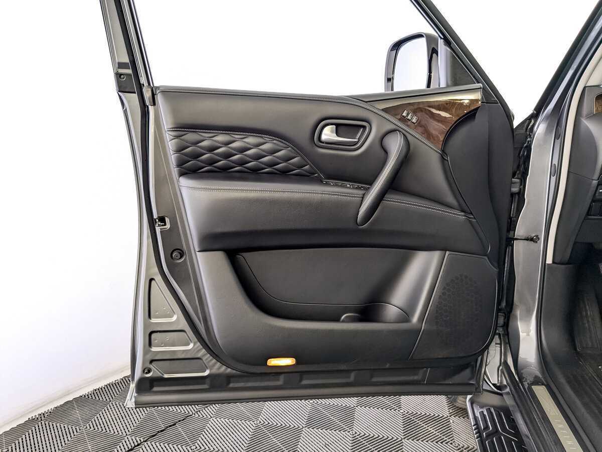 Infiniti QX80 с пробегом — 2018 год. Фото: #18