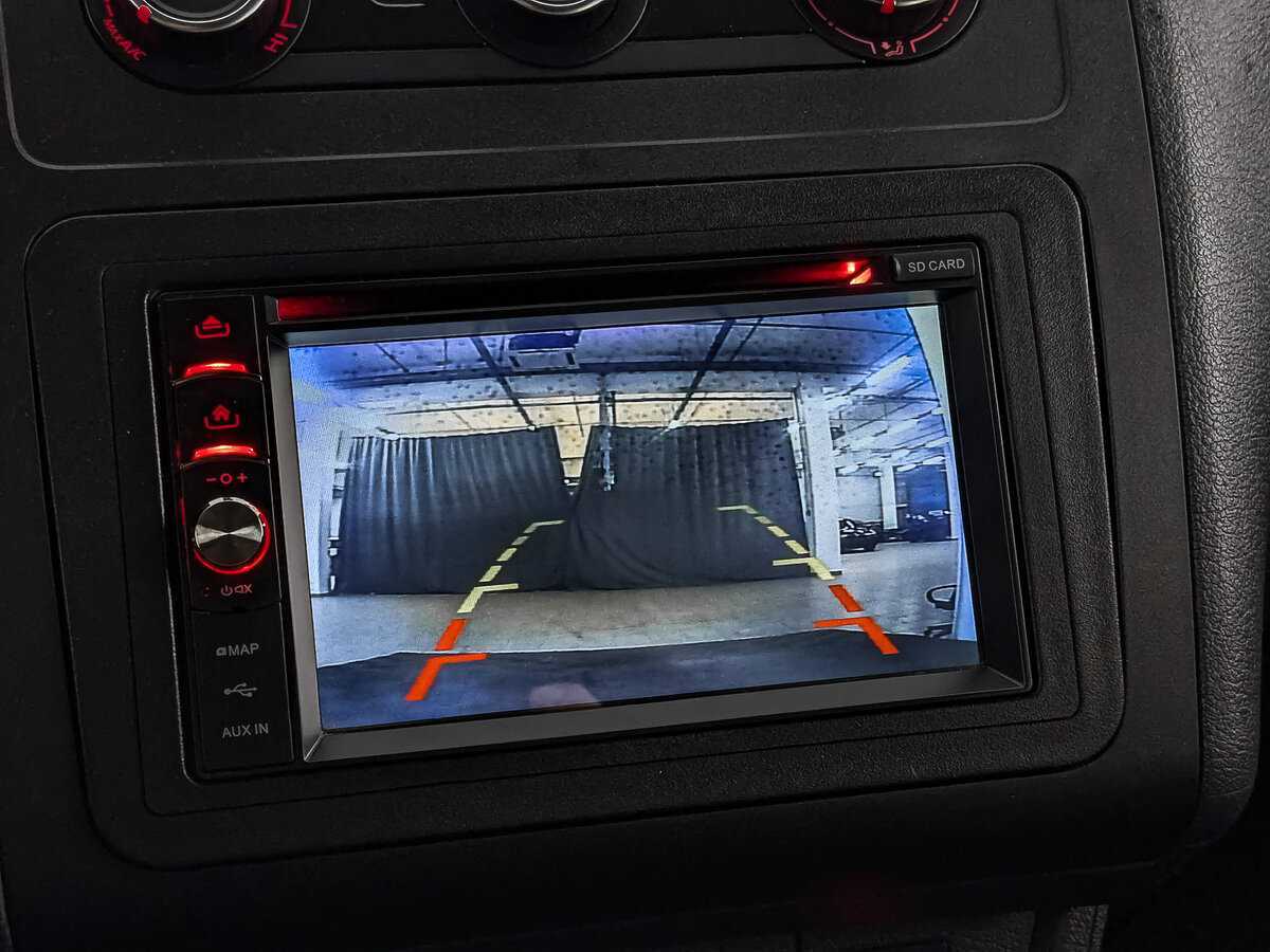 Volkswagen Caddy с пробегом — 2013 год. Фото: #25