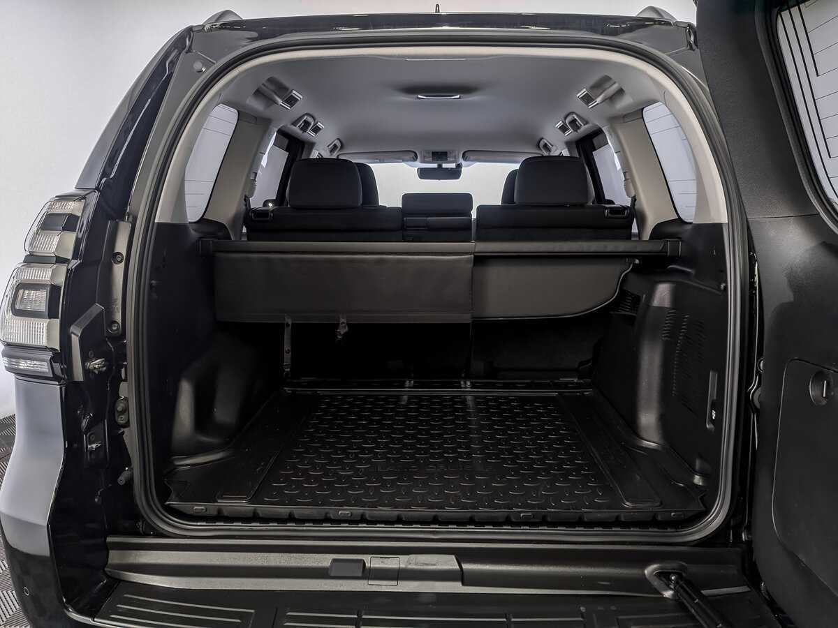 Toyota Land Cruiser Prado с пробегом — 2021 год. Фото: #9