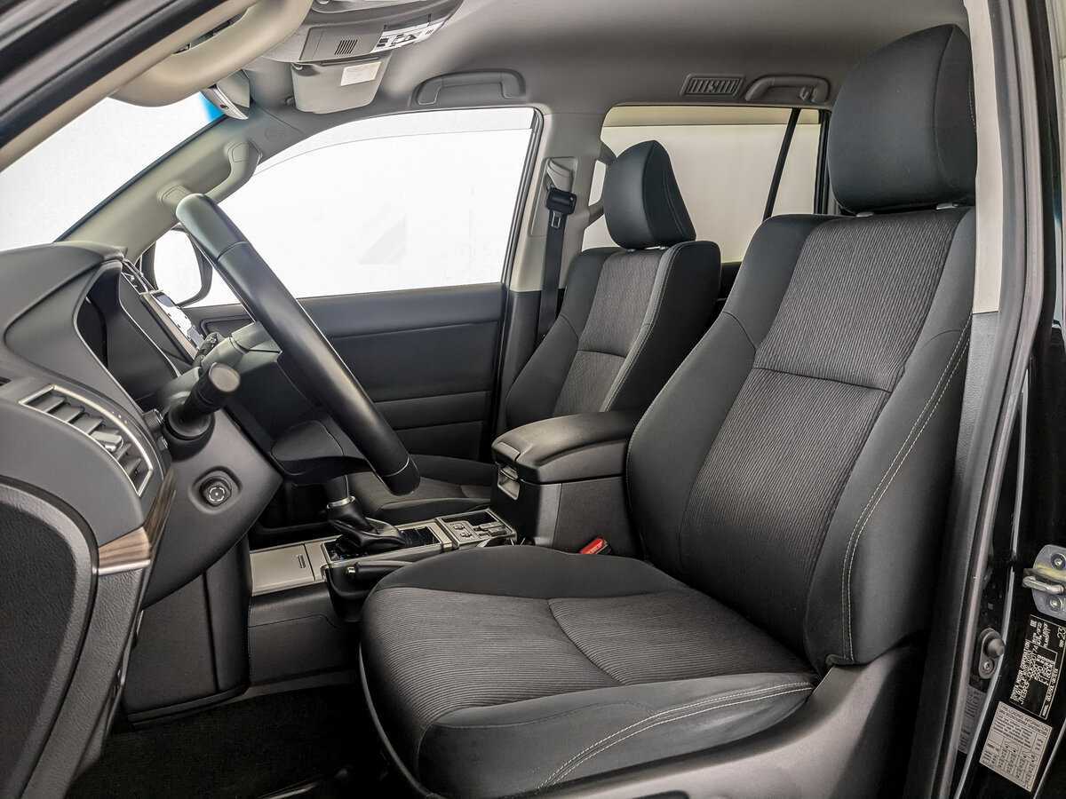 Toyota Land Cruiser Prado с пробегом — 2021 год. Фото: #17