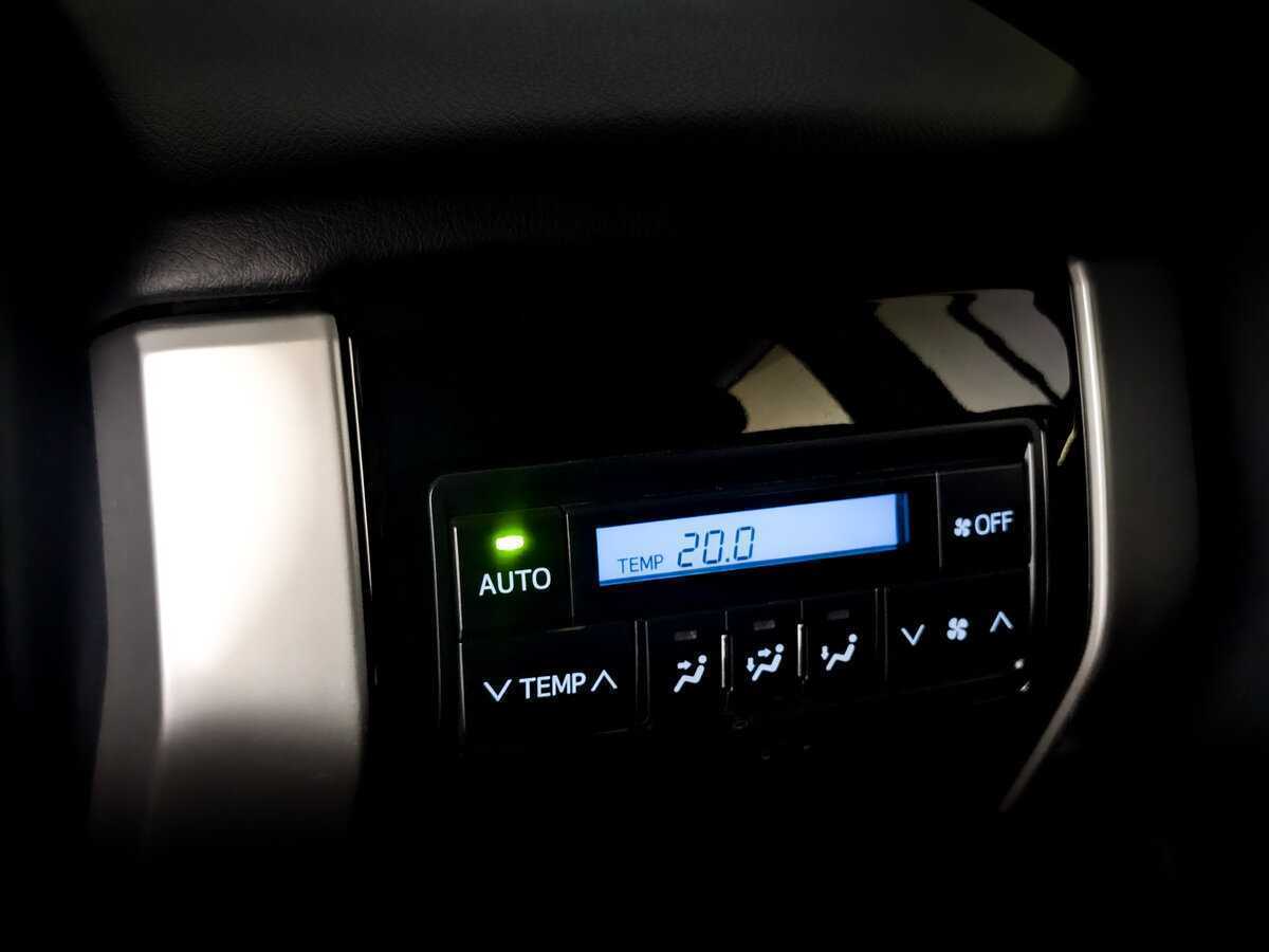 Toyota Land Cruiser Prado с пробегом — 2021 год. Фото: #24