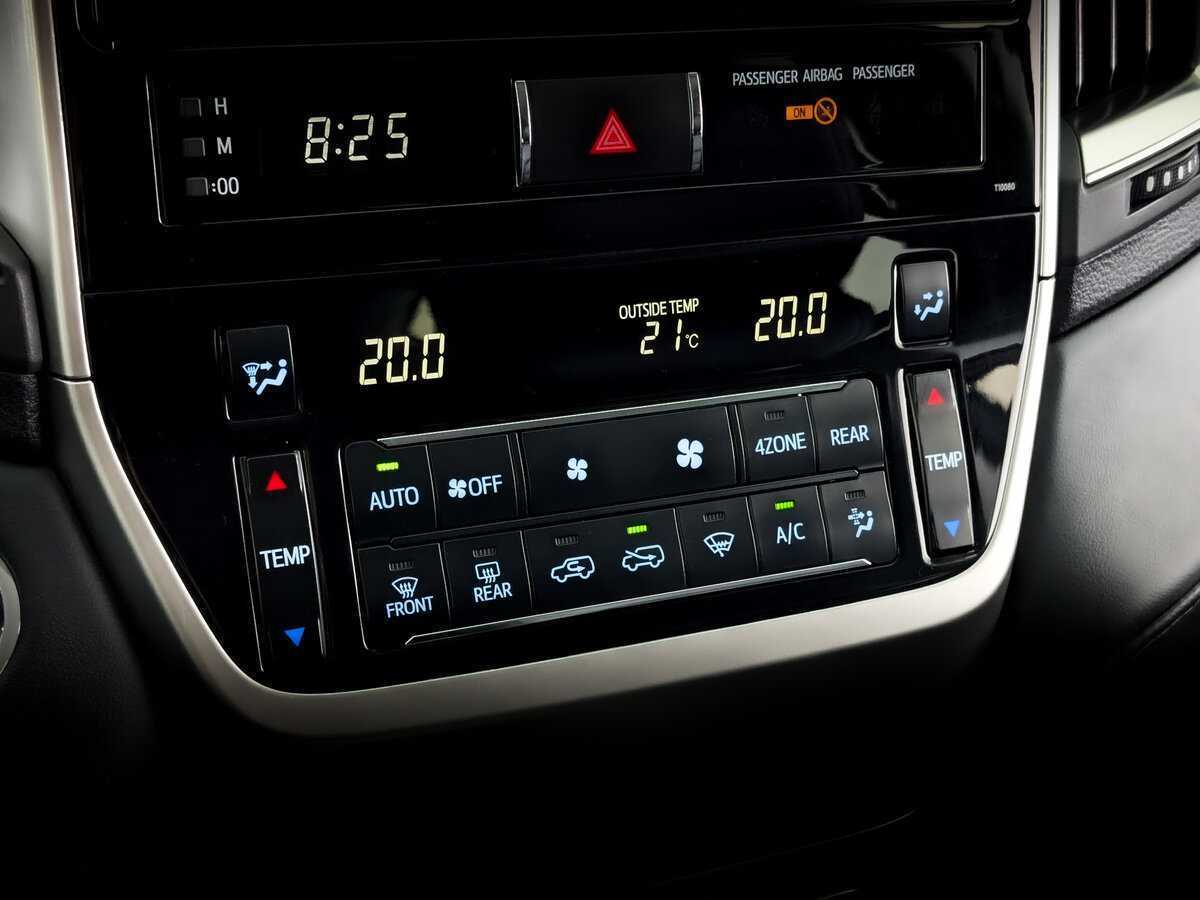 Toyota Land Cruiser с пробегом — 2019 год. Фото: #25