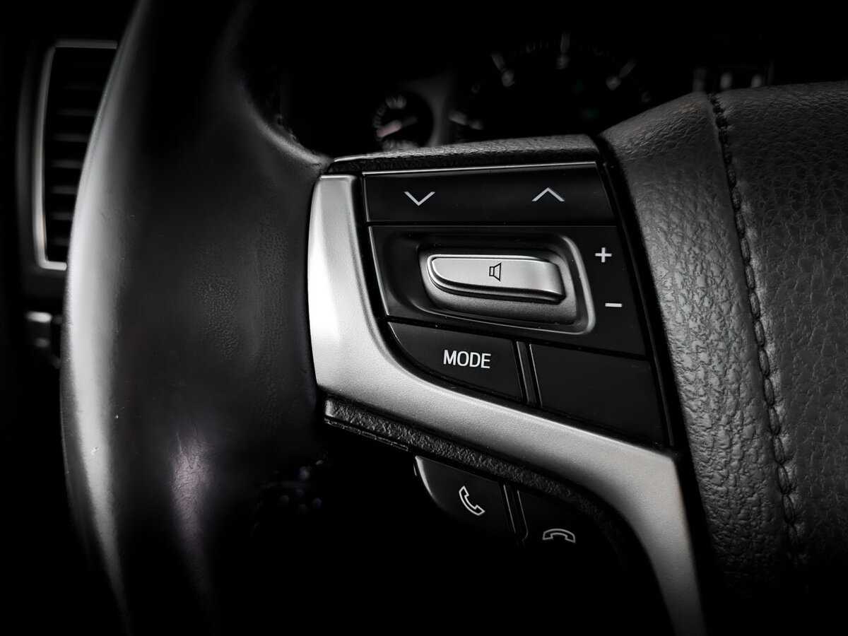 Toyota Land Cruiser с пробегом — 2019 год. Фото: #28
