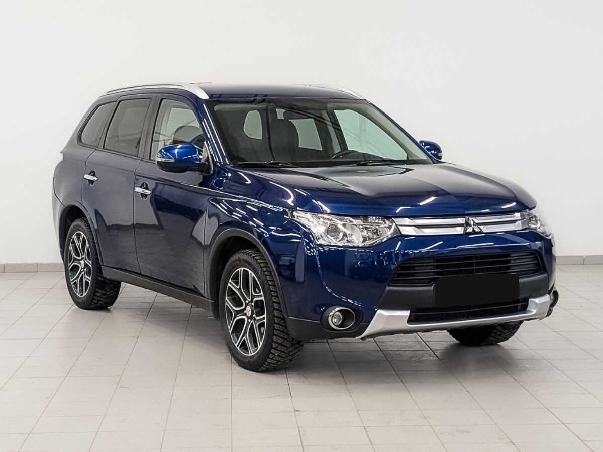 Mitsubishi Outlander с пробегом — 2014 год. Фото: #2