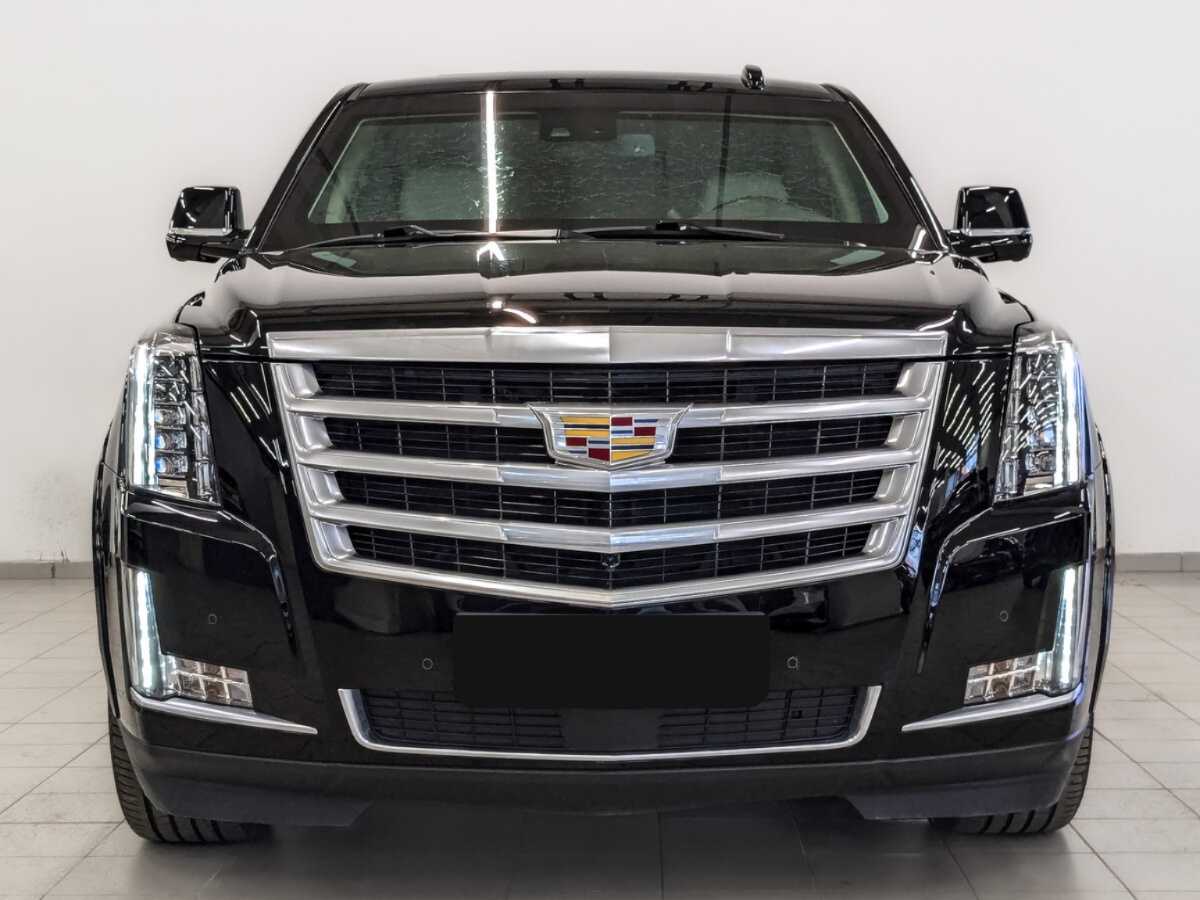 Cadillac Escalade с пробегом — 2016 год. Фото: #1