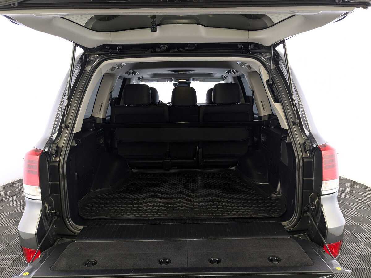 Toyota Land Cruiser с пробегом — 2019 год. Фото: #9