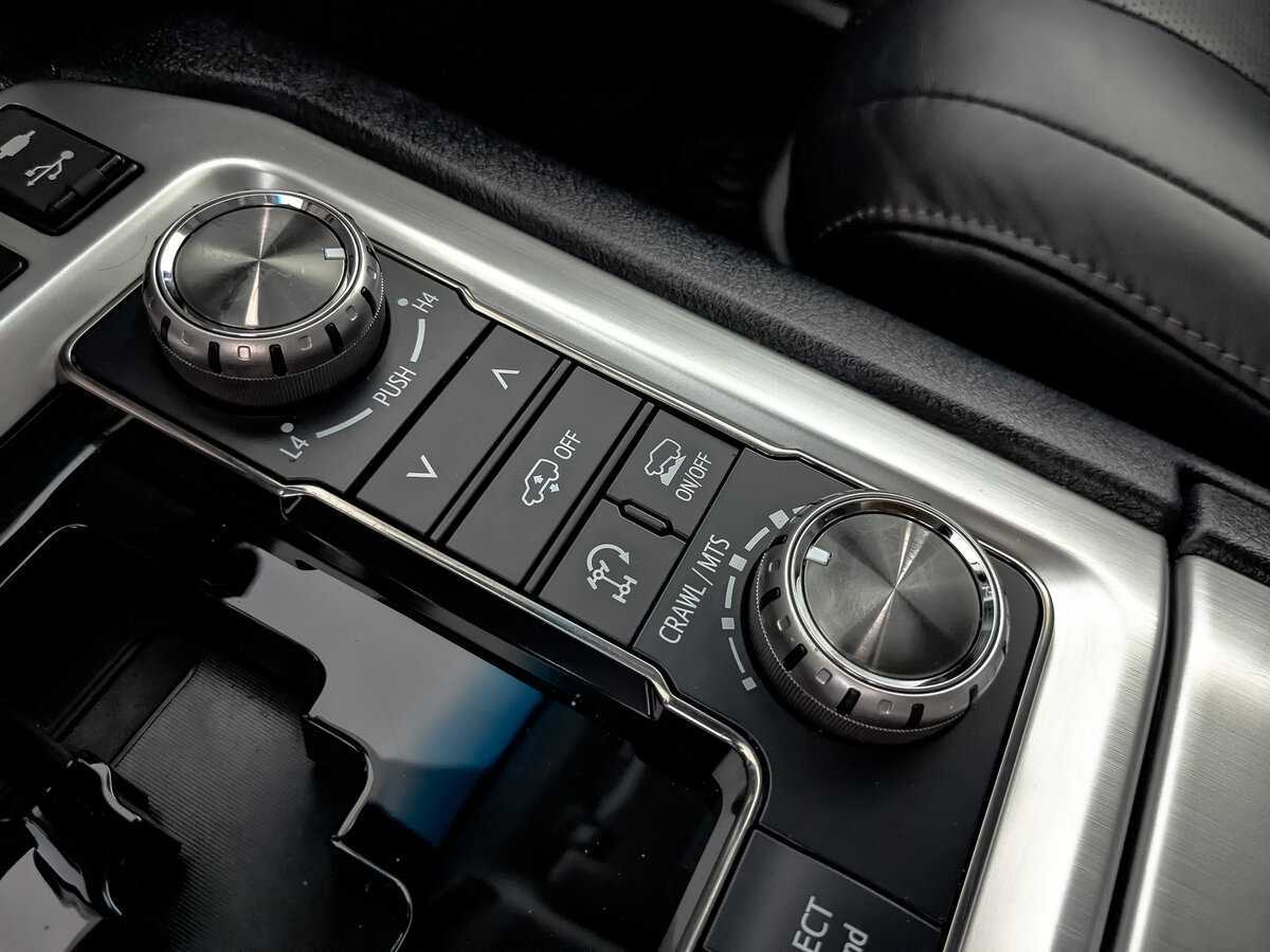 Toyota Land Cruiser с пробегом — 2019 год. Фото: #26