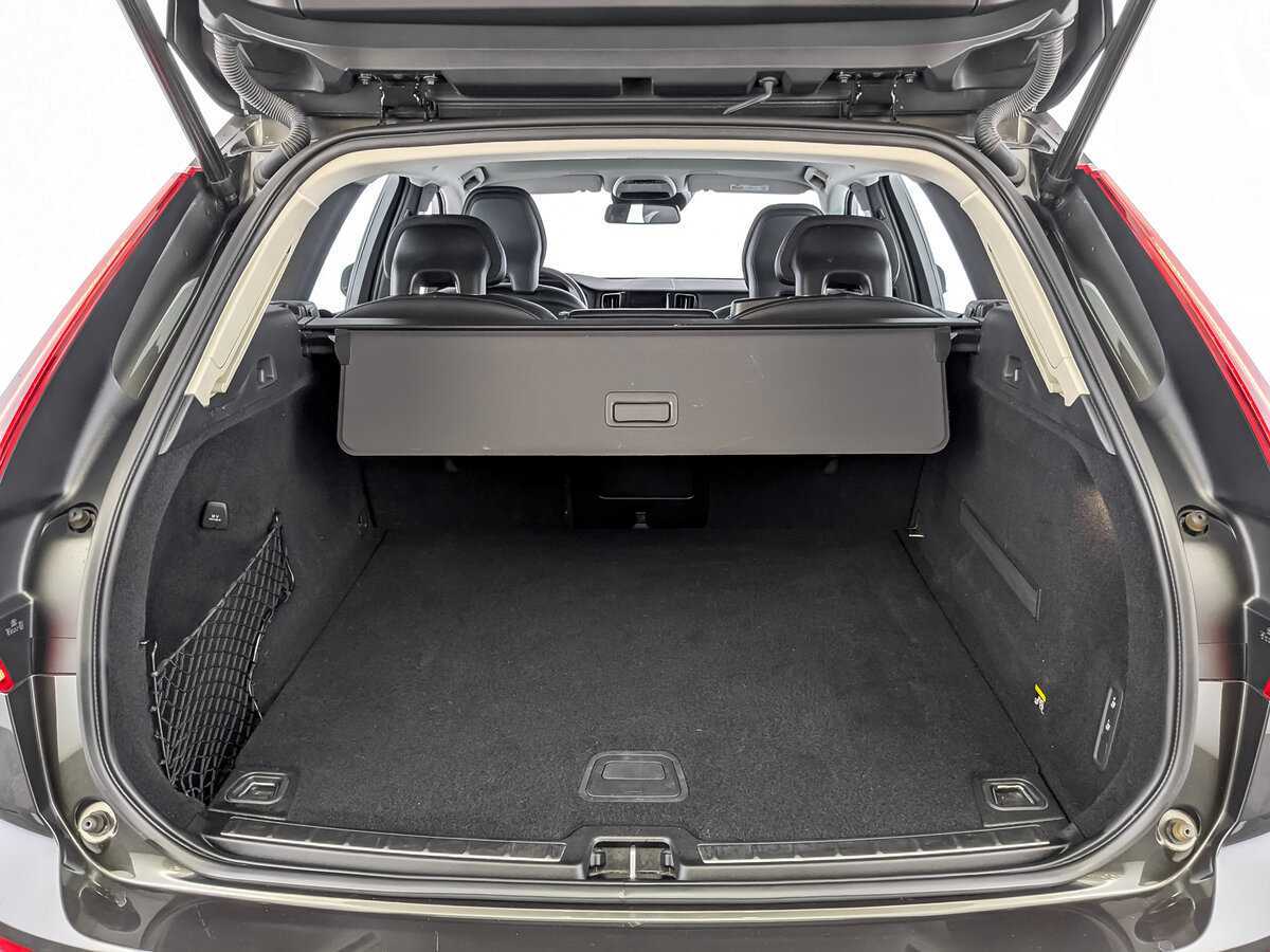Volvo XC60 с пробегом — 2019 год. Фото: #9